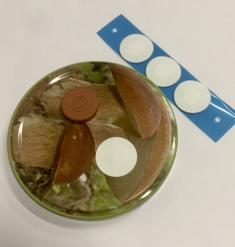 Víčko na sklenice s portem a filtrem 83 mm