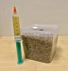 Grow kit - sterilní zrno a tekutá sadsba